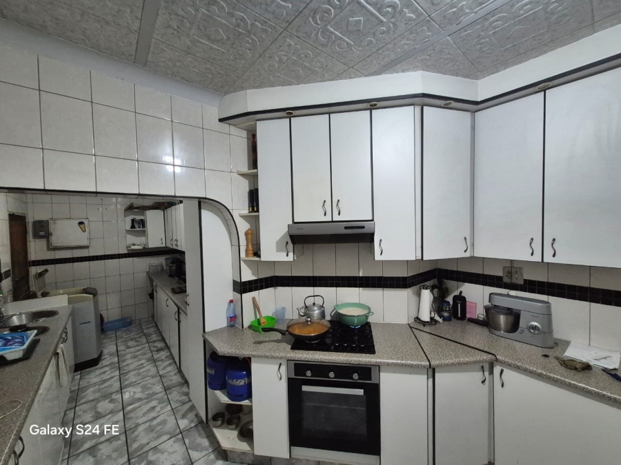 3 Bedroom Property for Sale in Oos Einde North West